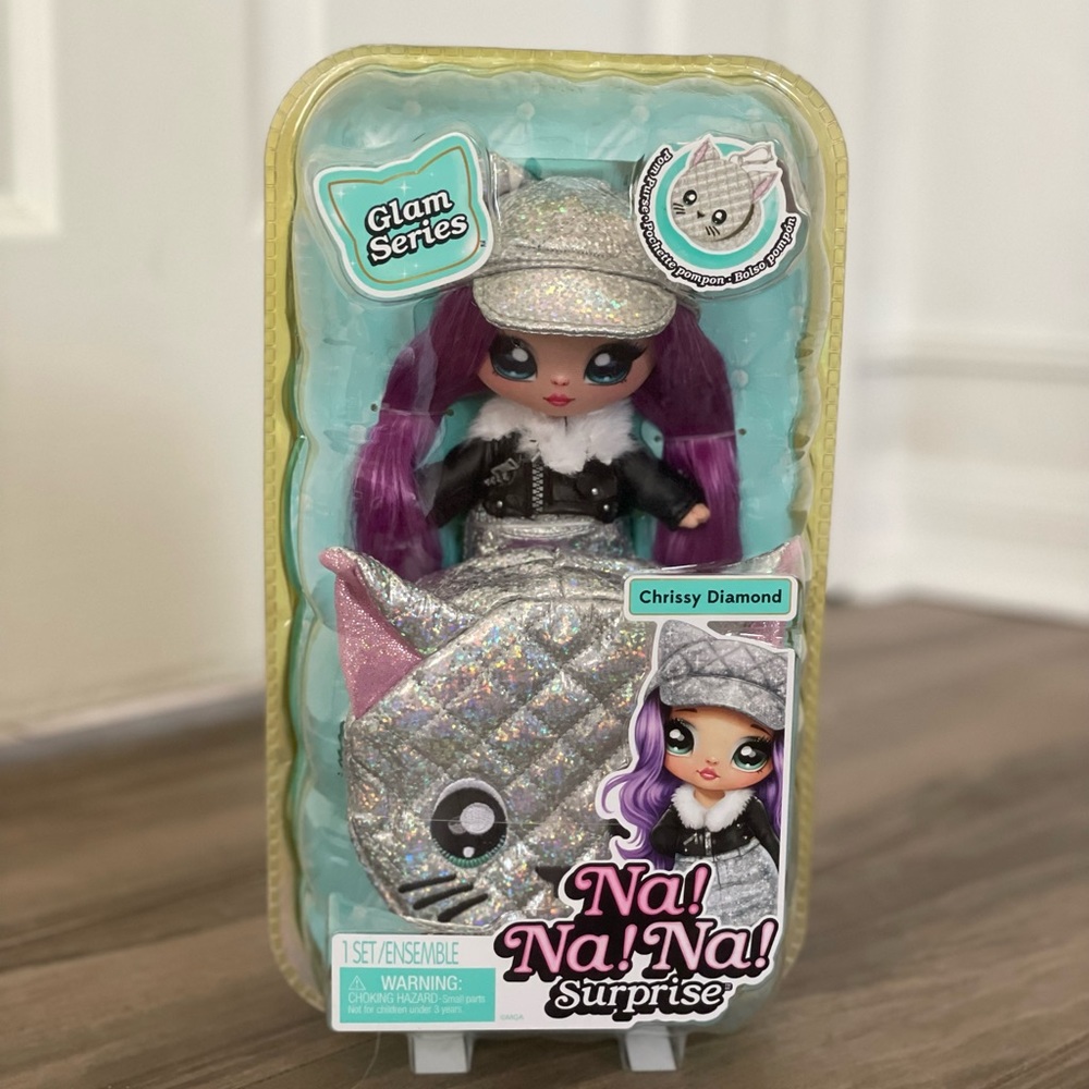 Na na na surprise. Glam series Chrissy Diamond.